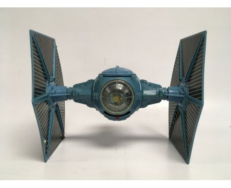 STAR WARS RETURN OF THE JEDI TIE INTERCEPTOR VEHICLE (BLUE) AF