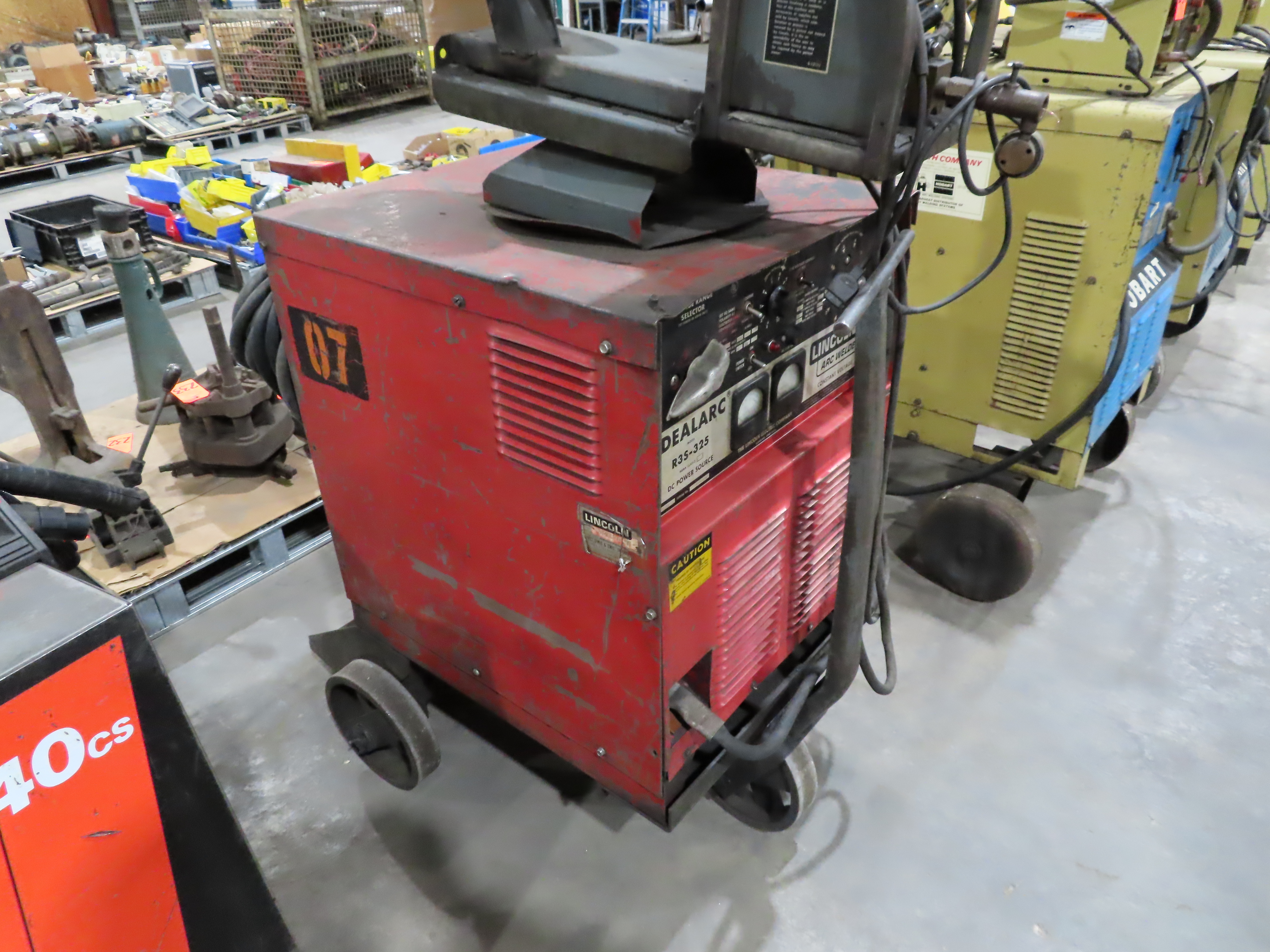 Lincoln Idealarc R3S-325 welder with Lincoln wire feed. This item can ...