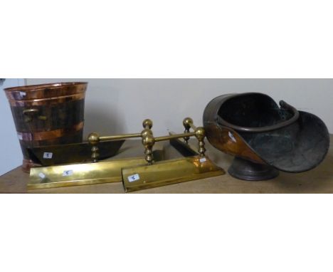A brass extending fireguard, copper coal helmet and a wooden and copper coal bucket (3)