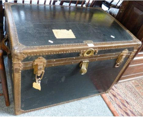 An American Mendel-Drucker cabin trunk with slightly domed lid, 87cm wide
