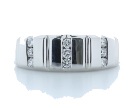 This beautiful illusion set diamond ring has three rows of diamonds set into the band. Ring size V. Item Specifications: Cara
