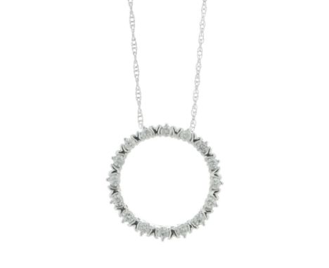 Sixteen round brilliant cut diamonds are set in this stunning 10ct white gold donut pendant. This pendant is 16.12mm in diame
