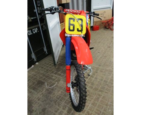 A Honda CR500 RF 1985 Pro-Link, liquid cooled, engine no. 5404669, chassis no. JH2PEO208FC405728 