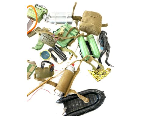 Selection of Vintage 1970s action man accessories