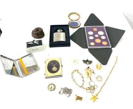 Selection of assorted costume jewellery includes Novelty pill box brooch etc 