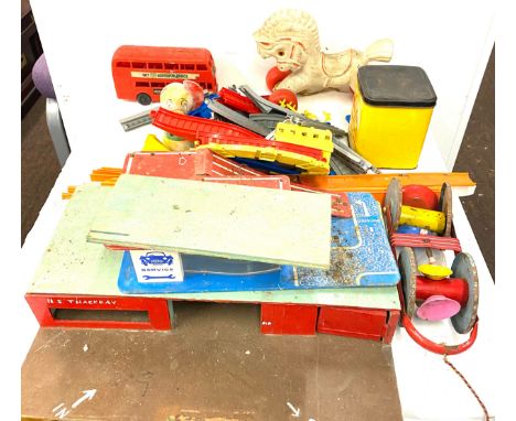 Selection of vintage toys includes pull along toys etc 