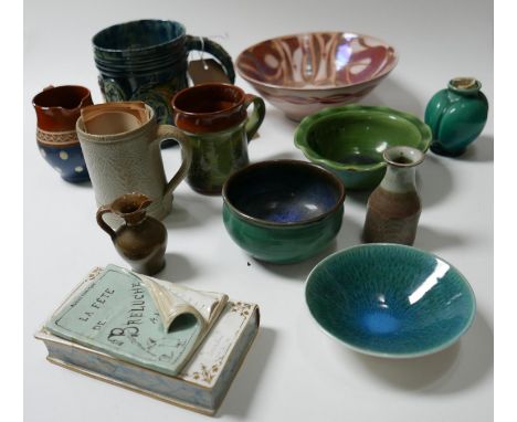 A miscellaneous collection of pottery, to include a blue glazed tankard by Bingham, marked to base and with Castle Hedingham,