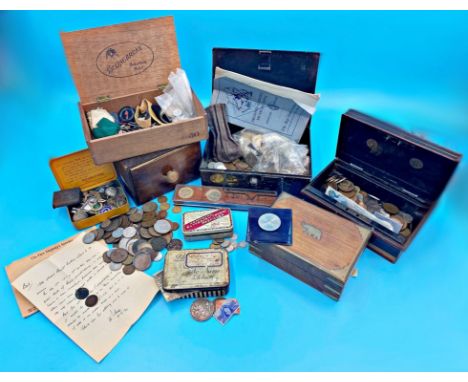 Large collection of coinage, to include a collection of silver six pence pieces 254g approx, two early Bristol farthings, and
