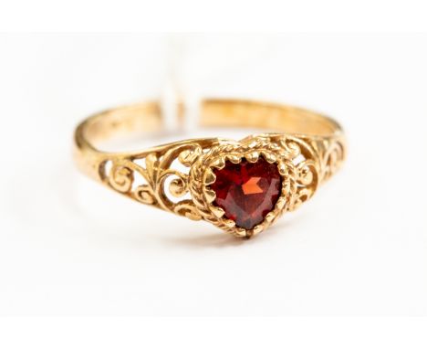 A 9ct and garnet heart-shaped ring, size Q½, gross weight approx 2.3gms
