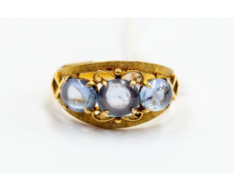 A 14k gold and moonstone dress ring, size M, approx 2.9gms