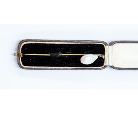 A baroque pearl and diamond set pin pearl dropper with diamond set finial, pearl approx 18mm x 10mm, with  gilt metal pin, bo