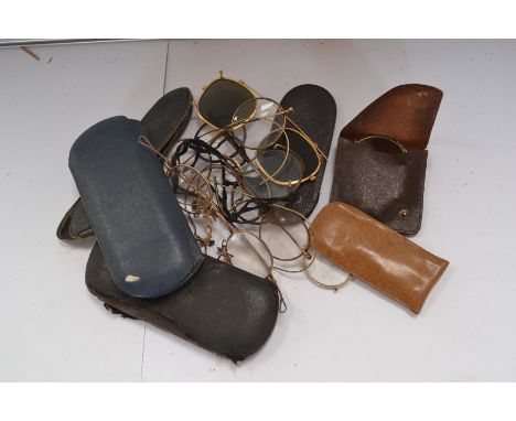 Vintage, early 20th Century late 19th Century spectacles, monocles and spare parts including Negretti and Zambra case (15)