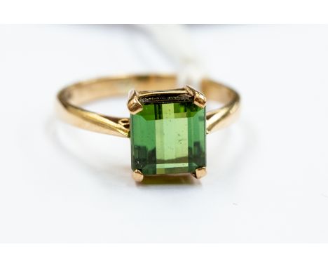 A 9ct gold and green tourmaline ring, size P, approx 2.9gms