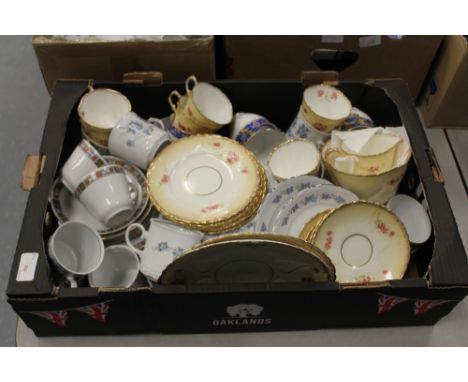 Quantity of tea sets, Melba ware