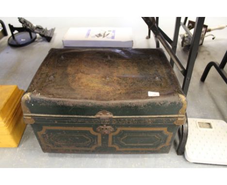 Tin trunk