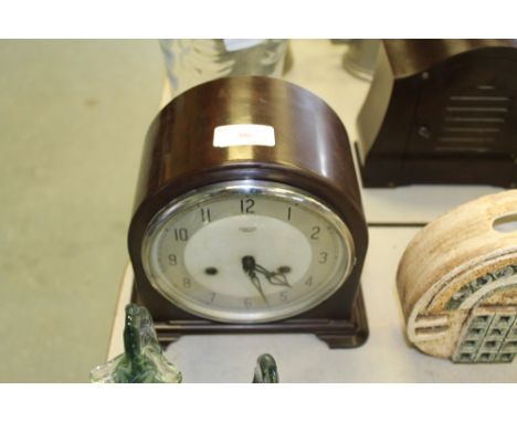 Smiths Bakelite mantel clock