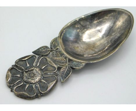 A 1965 Edinburgh silver caddy spoon by Richard Edgar Stone, 92mm wide, approx. 40g