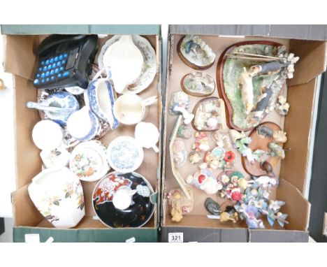 A mixed collection of items to include large damaged Country Artists figure of hounds, similar resin decorative figures of Te