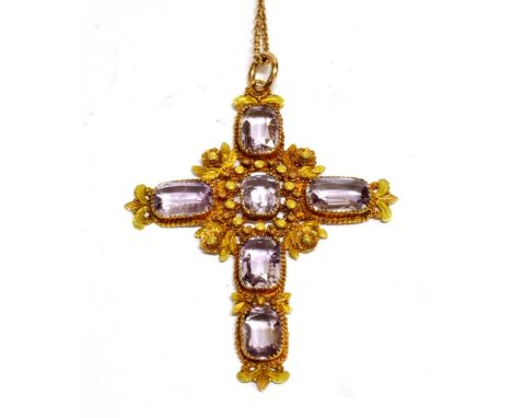 AN EARLY 19TH CENTURY GOLD AND AMETHYST FLEUREE CROSS AND CHAIN  the cross set with six cushion-shaped and rounded-rectangula