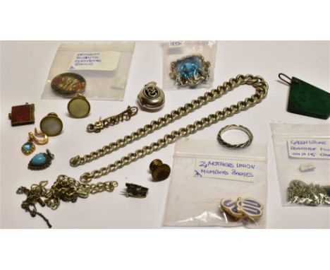 A COLLECTION OF MOSTLY PERIOD COSTUME JEWELLERY INCLUDING A SILVER GRADUATED CURB CHAIN each link stamped with the lion passa
