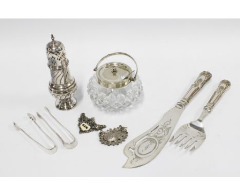 Quantity of Epns to include a sugar castor, fish servers, teaspoons, and a glass jar with Epns lid, cased set of six mother o