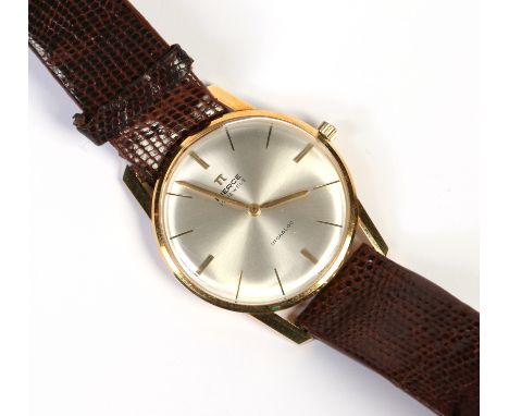 A gentleman 18 carat gold Pierce manual wristwatch. With satin dial and baton markers, 32mm wide. Condition Report. To be use