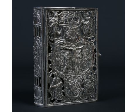 A 19th century Continental silver prayer book case. Pierced and chased with religious subjects, 11.5cm.  Condition Report. To