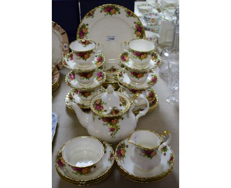 Ceramics - a Royal Albert Old Country Roses tea and part dinner service