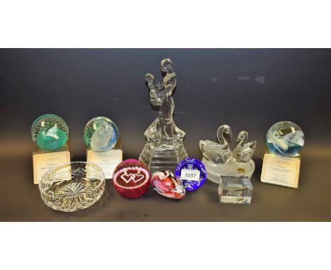 A Caithness paperweight, Cauldron; others, Ruffles, Sirocco, Cuckenbooth, Festive Snowflake 2000; RCR Swans; etc (10)