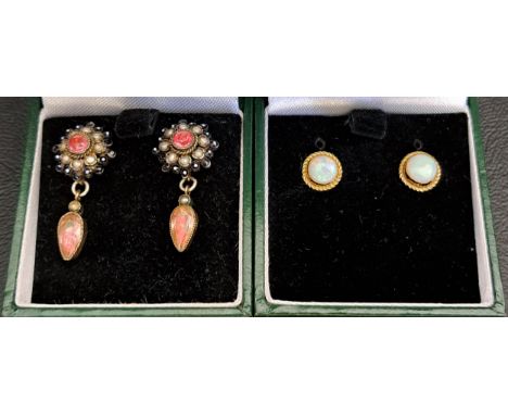 PAIR OF VINTAGE FOIL BACKED GLASS AND SEED PEARL DROP EARRINGSin unmarked silver; together with a pair of opal stud earrings 