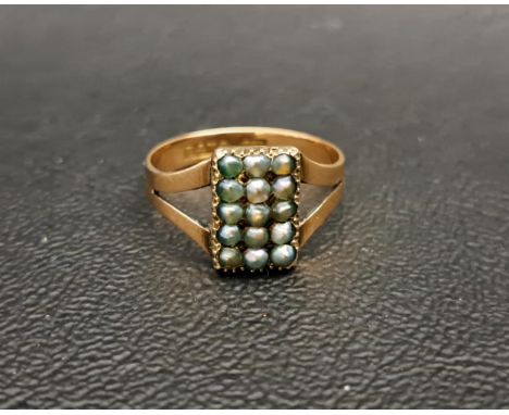 VINTAGE SEED PEARL CLUSTER RINGthe fifteen seed pearls in rectangular setting, on nine carat gold shank, ting size N and appr