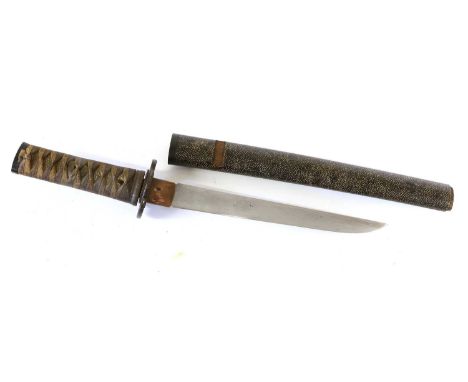 A Shin Shinto Japanese Tanto, with 24cm single edge steel blade, the unsigned tang with two mekugi ana, one piece copper haba