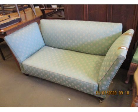 REPRODUCTION KNOLE STYLE SOFA WITH DROP ENDS 