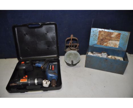 A RATCLIFFE No200 FLARING TOOL (some oxidisation and rust) along with a vintage crestella lamp, Challenge BD4552 cordless dri