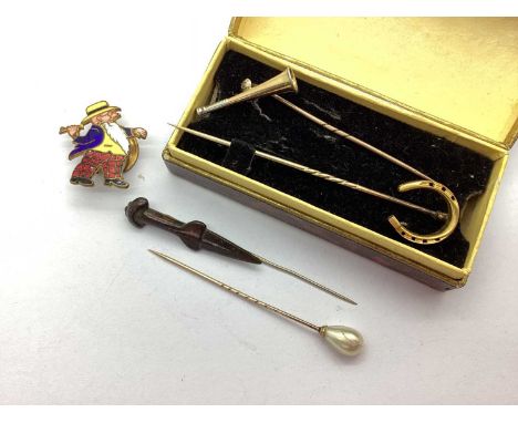A Novelty Vintage Hunting Horn Stick Pin, together with a horseshoe stick pin; a dirk stickpin (stamped marks), enamel Willia