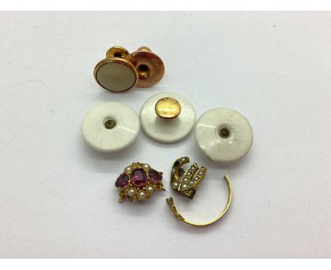 A Dress Stud, (stamped "9ct") further dress studs, an antique 15ct gold ring (damaged / incomplete).