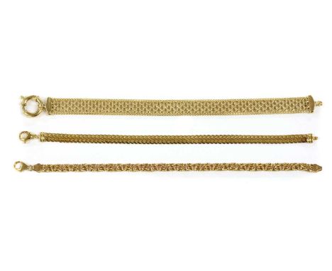 A 9ct gold Bismark link bracelet, with popcorn link guards and a jumbo bolt ring, Sheffield, 191mm long, together with a 9ct 