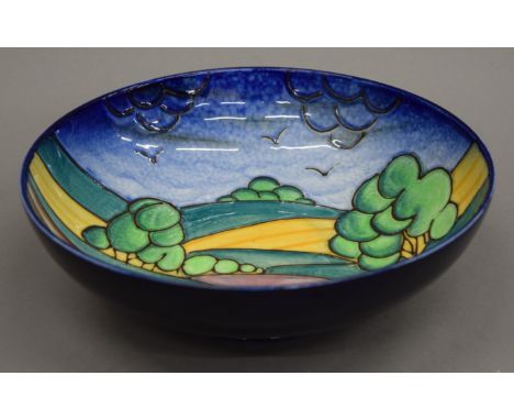 A Carltonware bowl, pattern No 4138. 24.5 cm diameter.