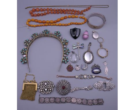 A Chinese turquoise and mother-of-pearl tiara, and a quantity of miscellaneous jewellery. 