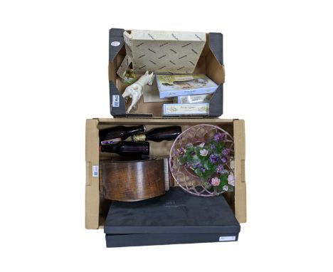 The Just Slate Company oval serving tray with chrome chilli handles, in box, 1966 Watney Mann World Cup Ale, Royal Wedding Al