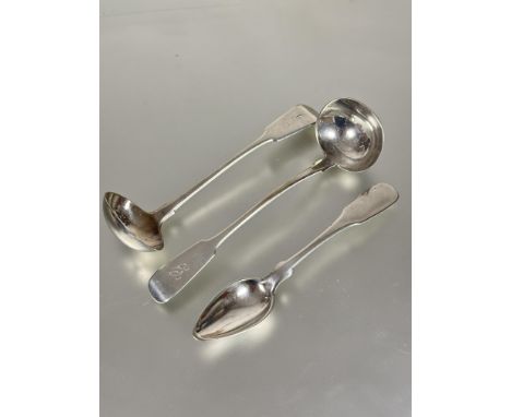 A George IV Aberdeen Scottish provincial silver fiddle pattern toddy ladle engraved with initial C L x 15.5cm shows signs of 