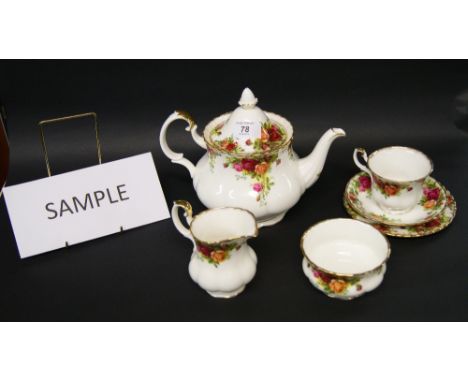 Royal Albert 'Old Country Roses' tea service including teapot, sugar bowl and milk jug, thirty-five pieces 