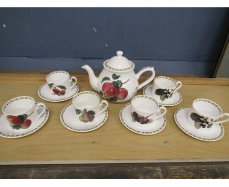 Royal Horticultural society 'Hookers Fruit' teapot and 6 cups and saucers