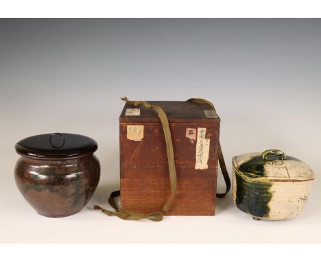 Japan, ceramic water jar with lacquer cover and ceramic box and cover, Edo period (1603-1868), the water jar with original wo