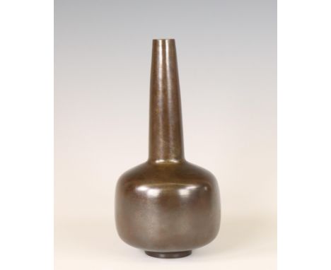 Japan, modern stylised bronze bottle vase, signed Hara Naoki (1906 - 1994), with brown marbled patina, with original wood box