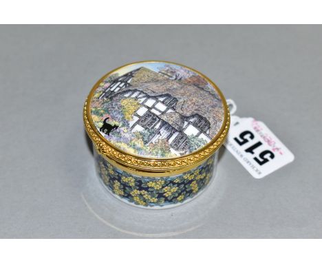 A ROYAL WORCESTER HINGED PILL BOX, from the Connoisseur Collection, 'Worcestershire Cottage', approximate diameter 6cm