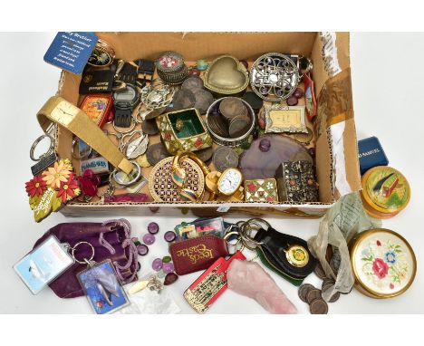 A SELECTION OF ITEMS, to include a small amount of yellow metal earrings, approximate weight 2.1 grams, nine trinket boxes, a