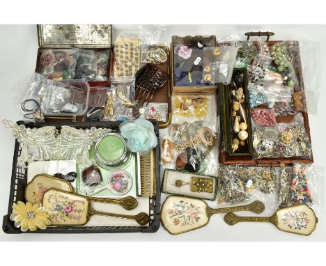 THREE TRAYS OF ITEMS, to include two wooden handled trays with various bags of vintage buttons and beads, a bag of costume br