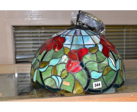 A LATE 20TH CENTURY LEADED COLOURED GLASS CEILING LIGHT SHADE, of Tiffany style, floral design, diameter 41cm