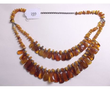 A vintage amber necklace 